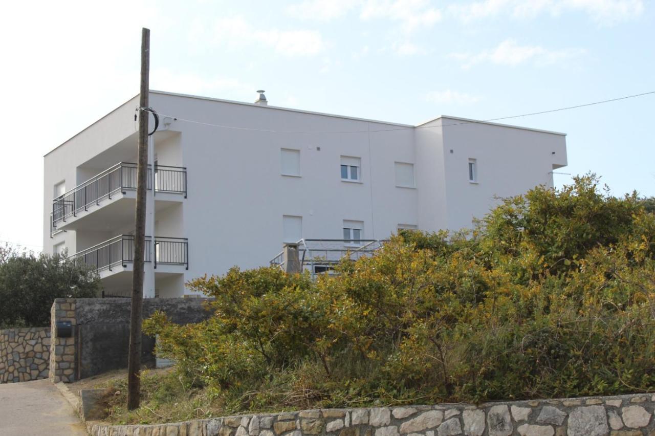 Apartmani Lana Rab Town Buitenkant foto